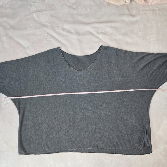 Batwing long sleeve oversized top in grey with metallic overlock seam - Picture 8 of 10